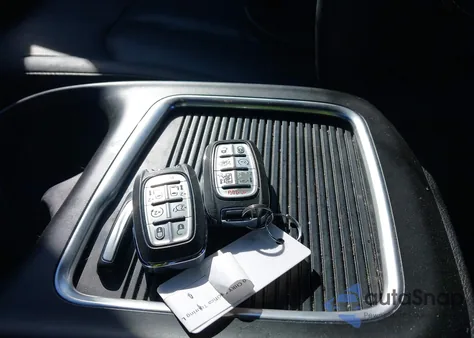 2020 Chrysler Pacifica Touring L Plus z USA, uszkodzony, nr VIN 2C4RC1EG9LR210049